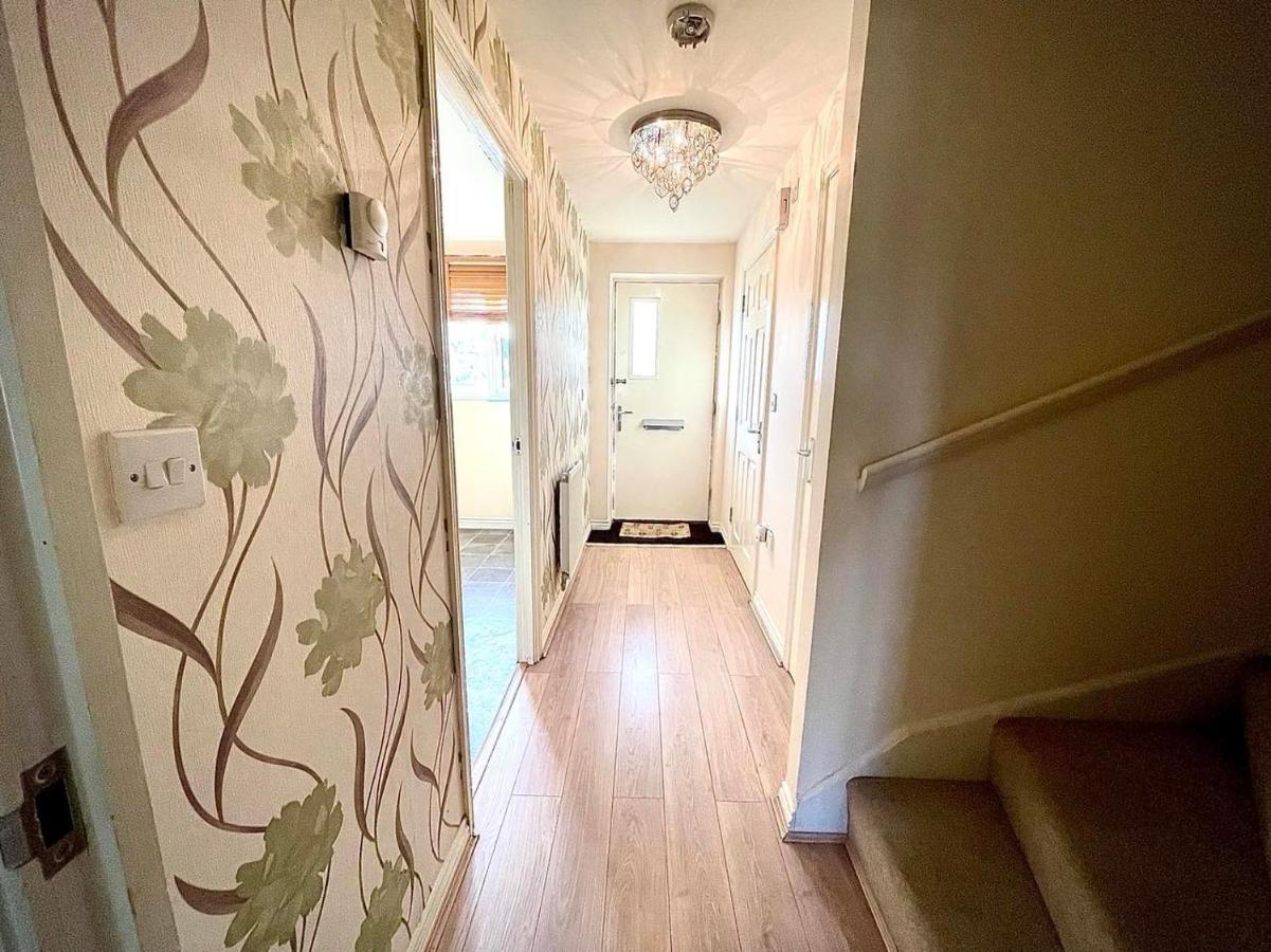 Lakeside Stylish 3 Bedroom House Grays 외부 사진