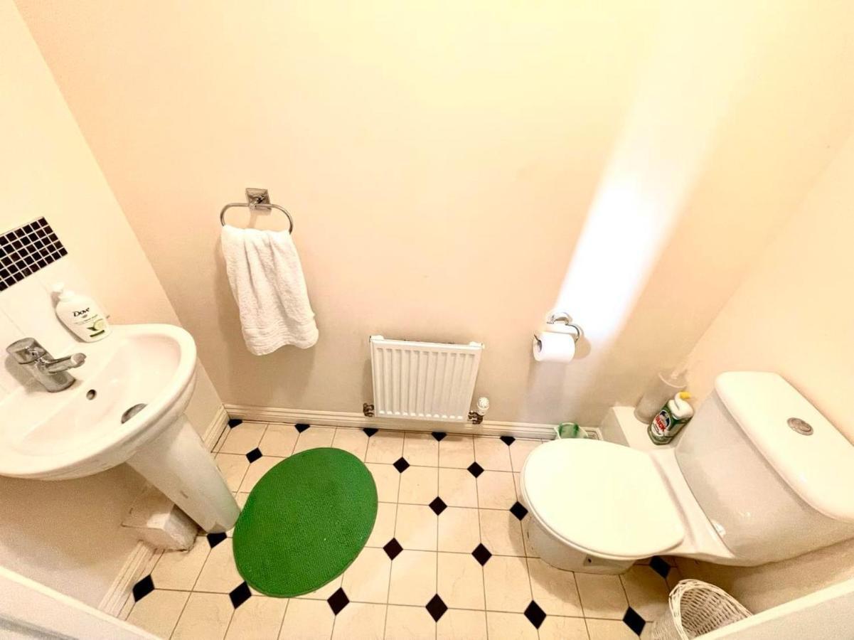 Lakeside Stylish 3 Bedroom House Grays 외부 사진